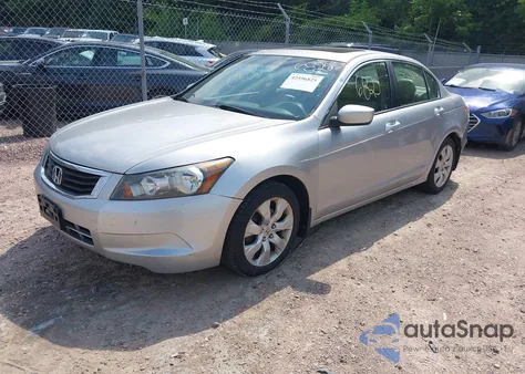 2008 Honda Accord 2.4 Ex-L z USA, uszkodzony, nr VIN 1HGCP268X8A095403